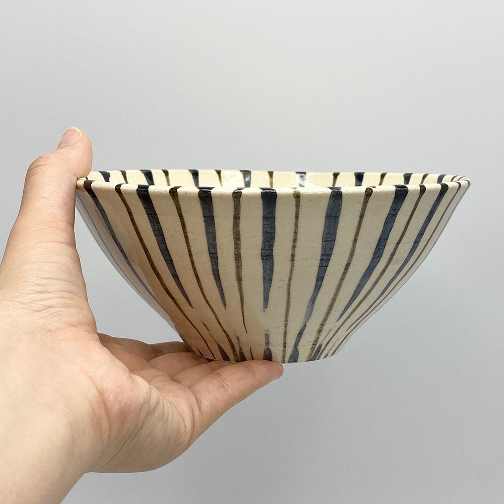 センターボウル呉須十草